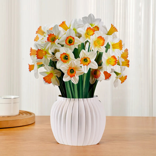 Daffodil Bloom Pop-Up Bouquet