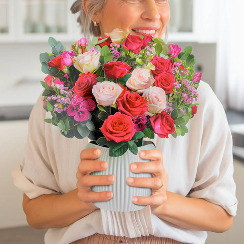 Rosy Radiance Pop-Up Bouquet